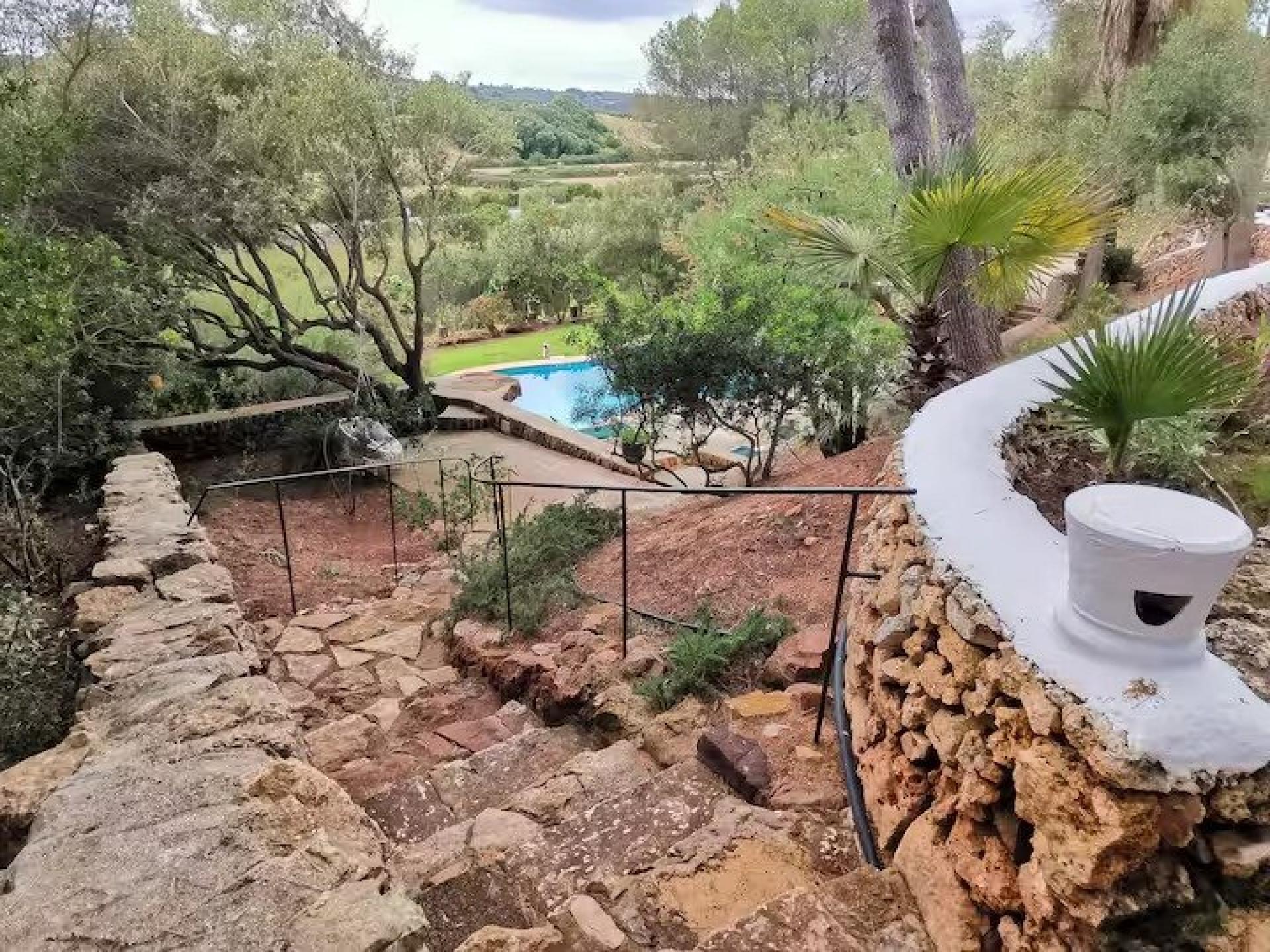 Photo 7 of the listing.