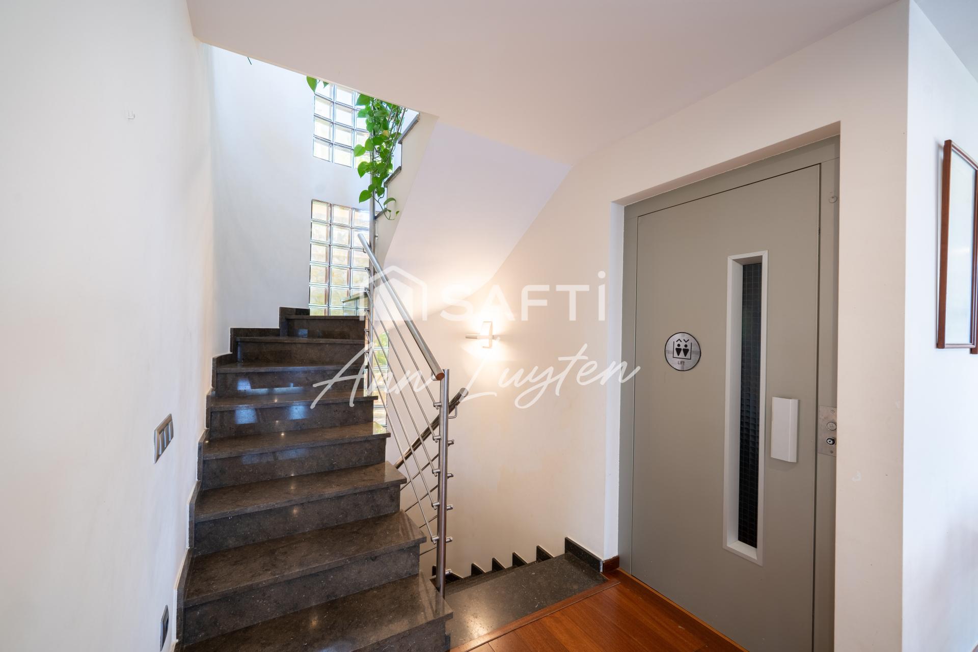 Photo 18 of the listing.