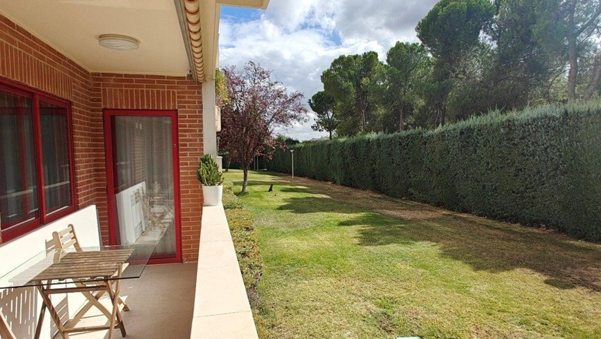 Photo 10 of the listing.
