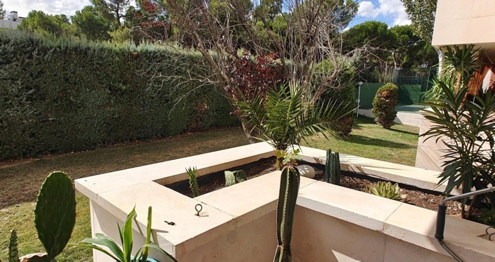 Photo 7 of the listing.