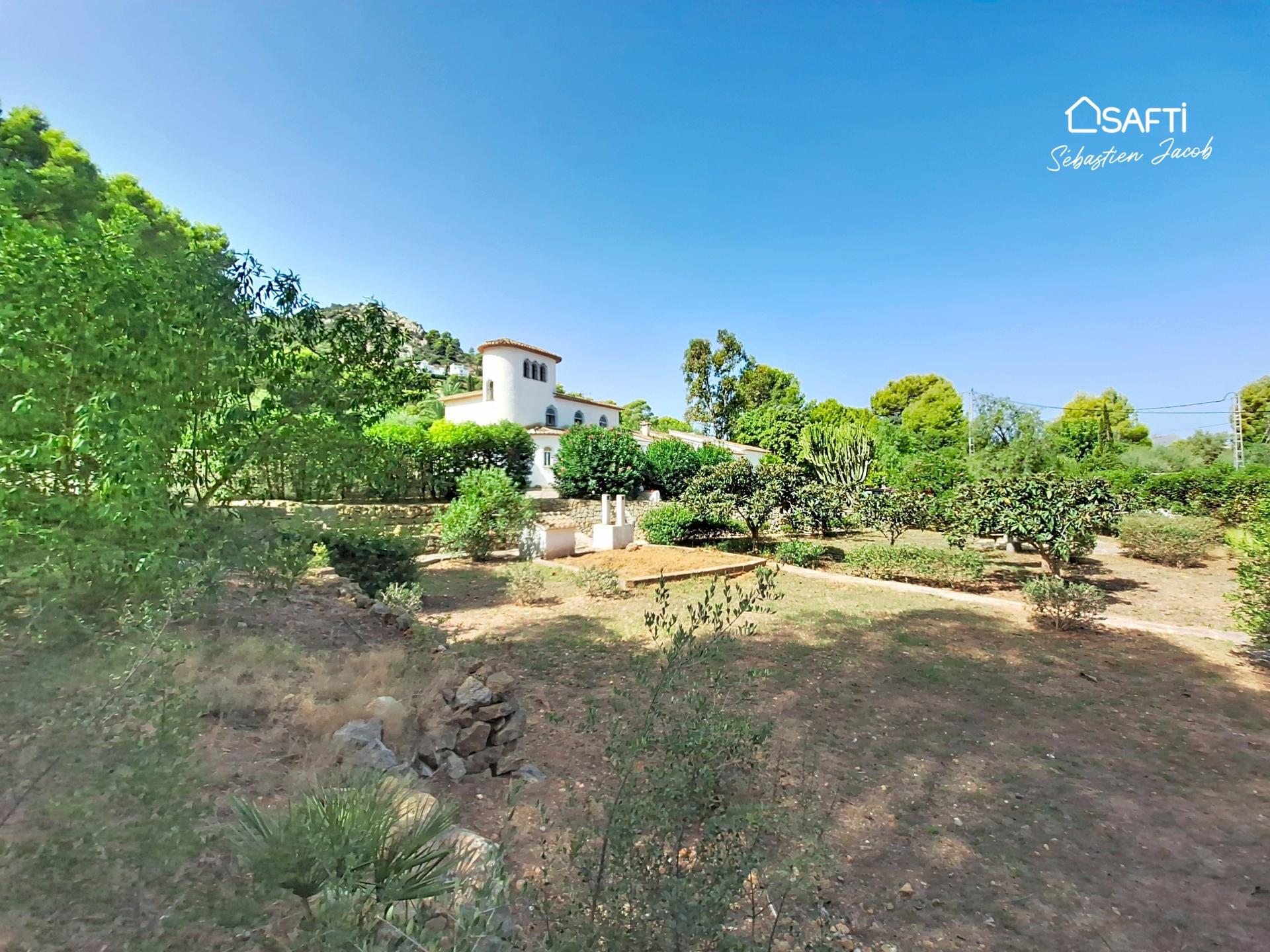 Photo 33 of the listing.